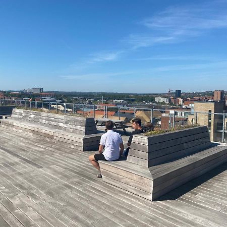 Modern Central Apt With Rooftop, Privat Balcony, & Free Parking, Steps From Aarhus Attractions Exterior foto