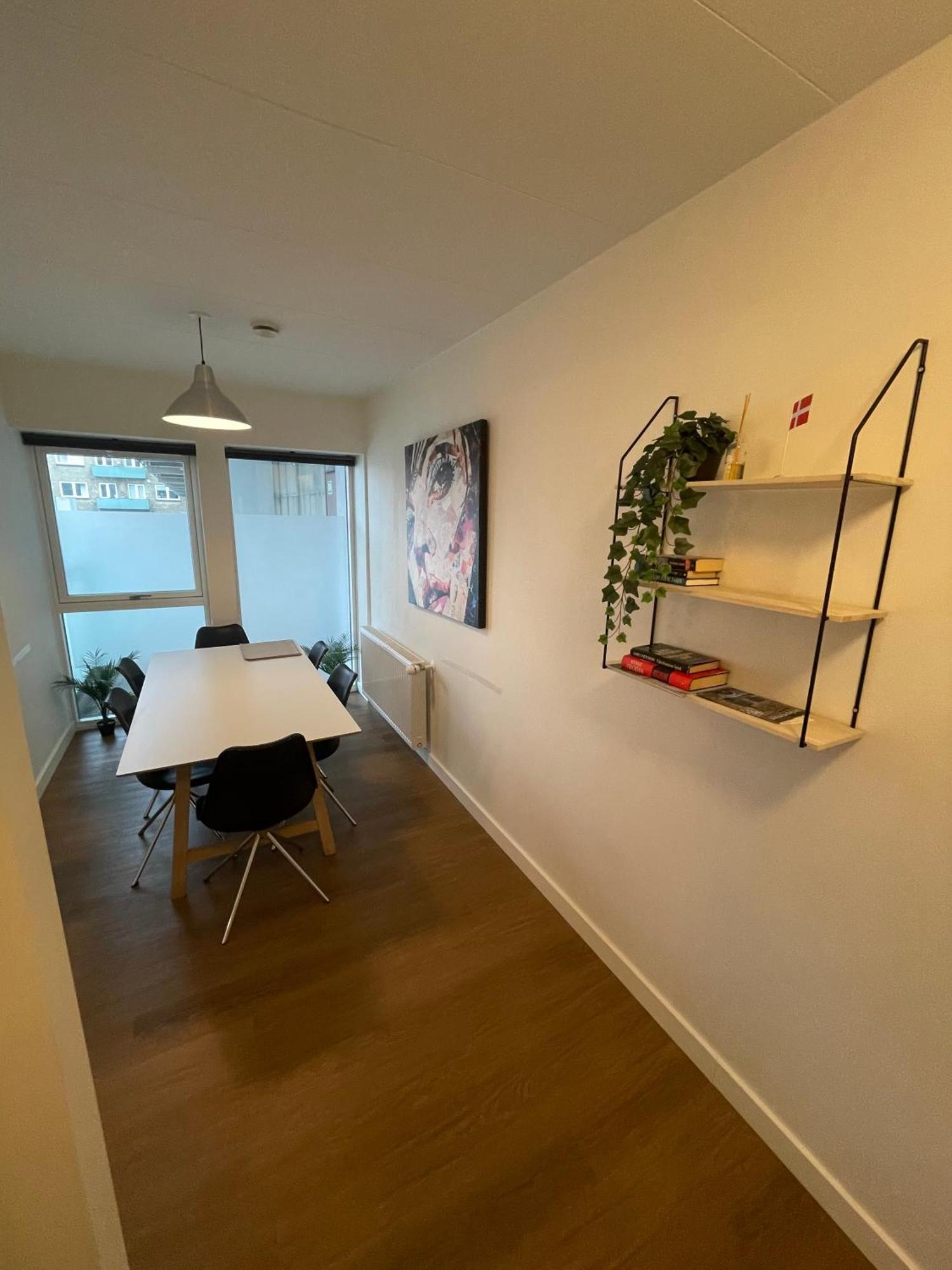 Modern Central Apt With Rooftop, Privat Balcony, & Free Parking, Steps From Aarhus Attractions Exterior foto