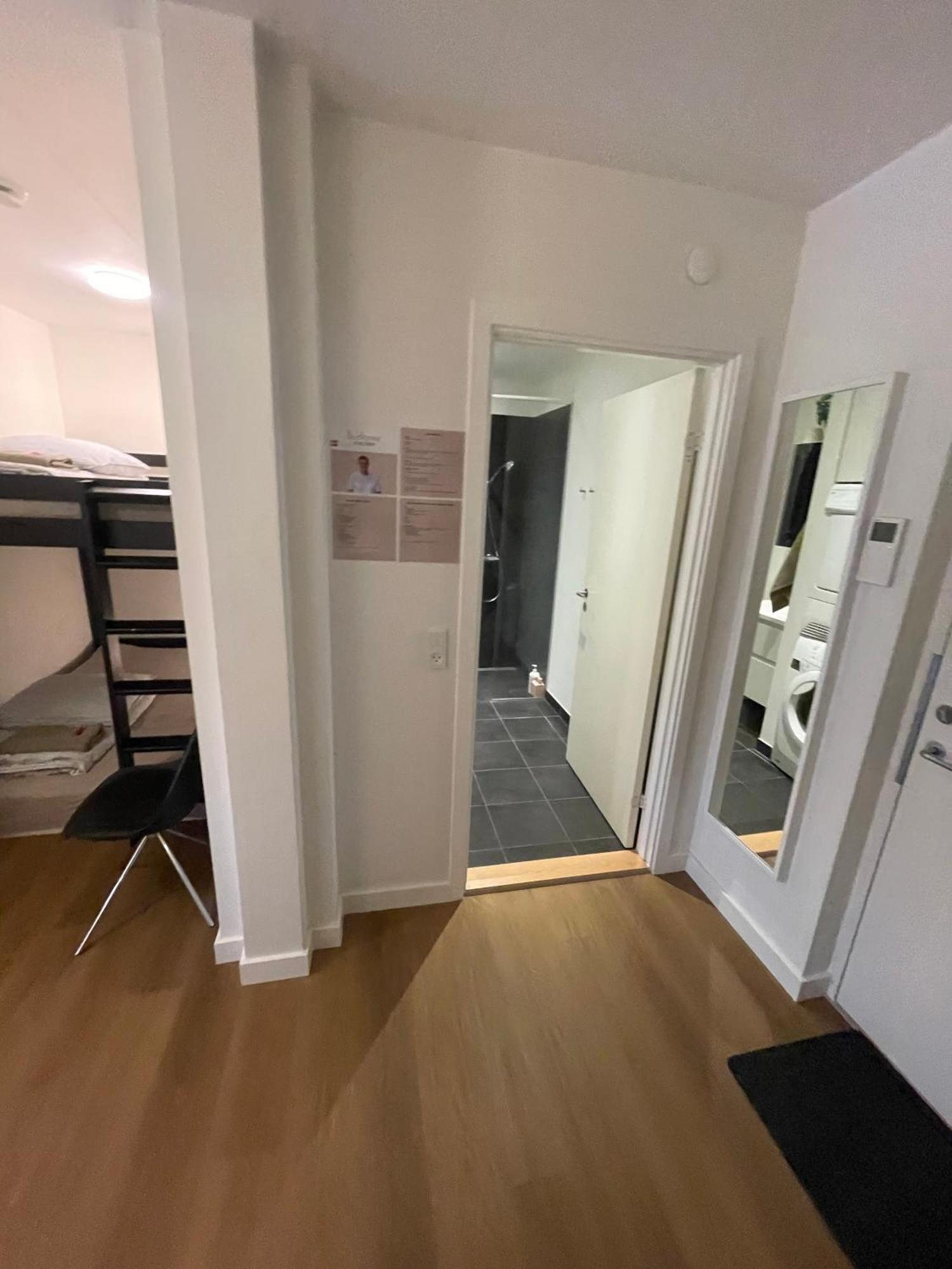 Modern Central Apt With Rooftop, Privat Balcony, & Free Parking, Steps From Aarhus Attractions Exterior foto