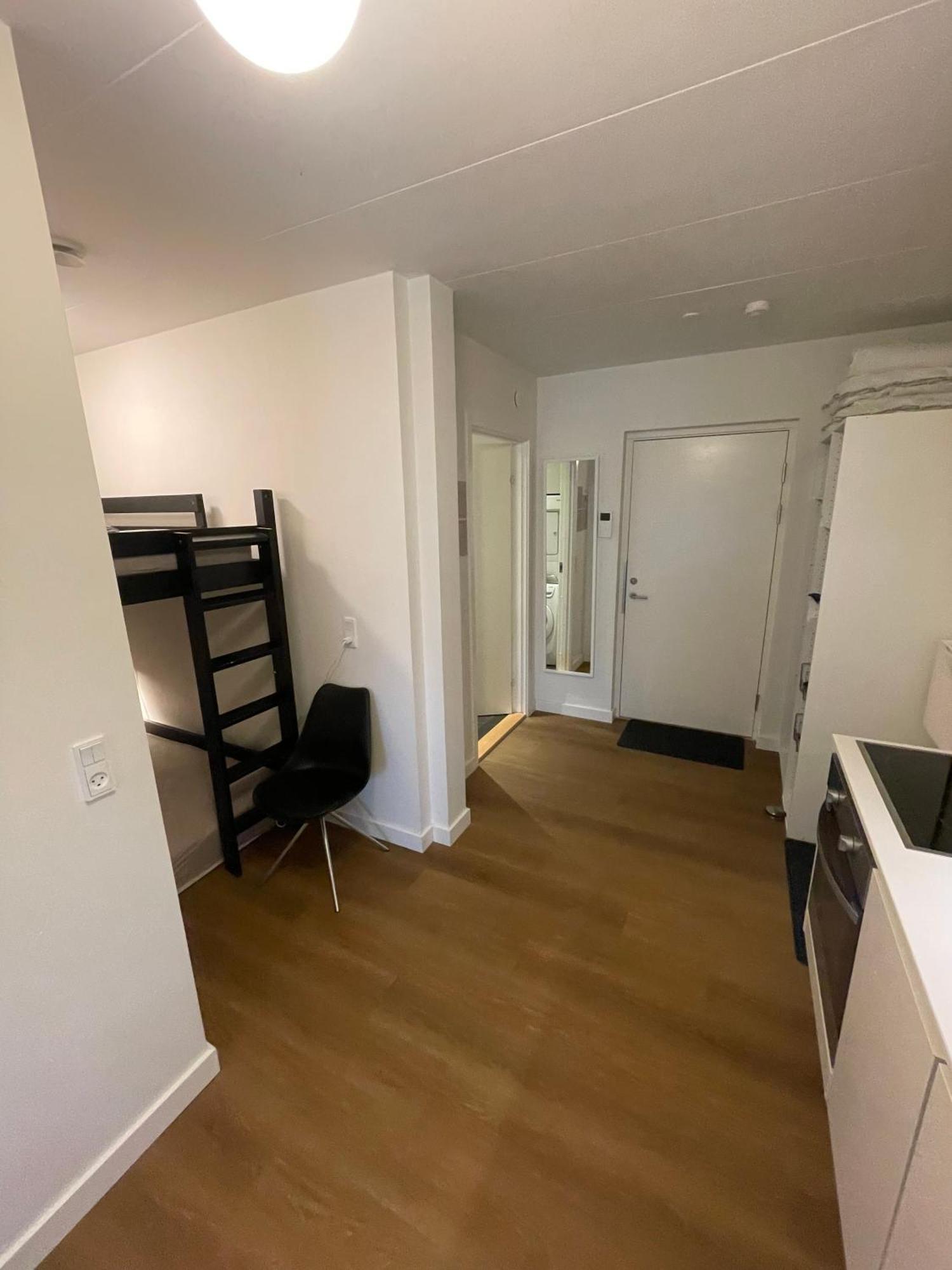 Modern Central Apt With Rooftop, Privat Balcony, & Free Parking, Steps From Aarhus Attractions Exterior foto